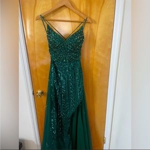 Colors Dress 2770 sequin mesh prom dress. Deep green; emerald green; Size 4.